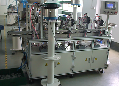 小型產(chǎn)品自動裝配機(jī)