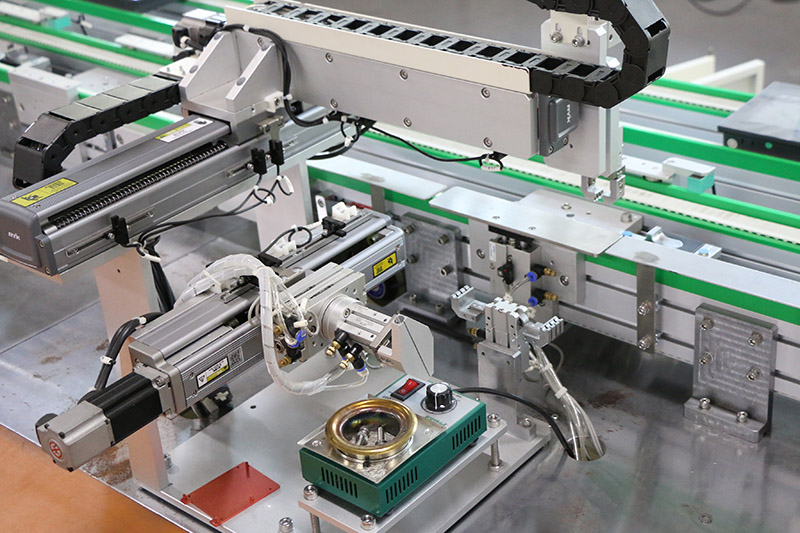 自動粘錫機(jī)